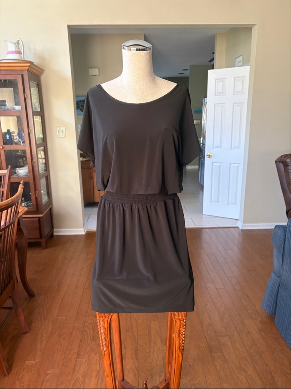 White House Black Market Black Short Sleeve Elastic-Waist Mini Dress